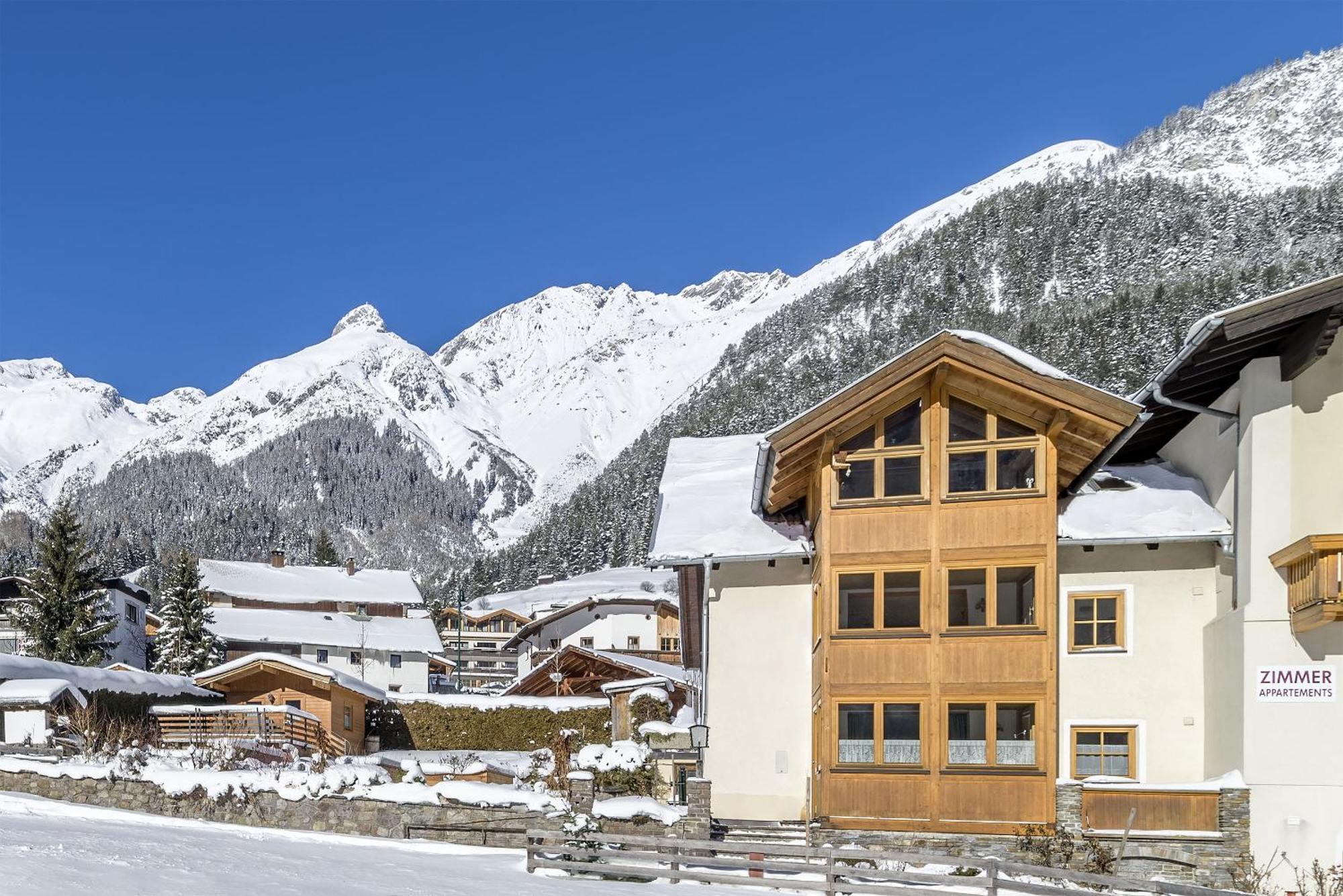 Апартаменты Haus St. Bernard Петной-ам-Арльберг Экстерьер фото