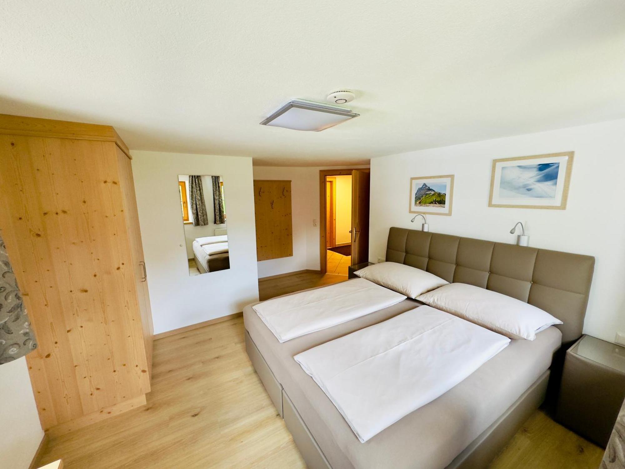 Апартаменты Haus St. Bernard Петной-ам-Арльберг Экстерьер фото